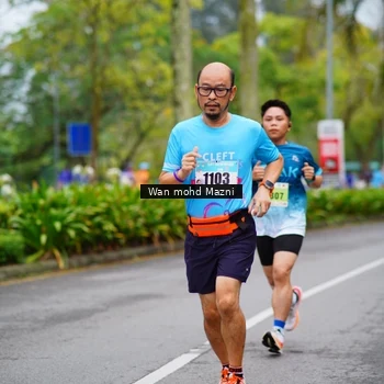 Runner Photo 8473034