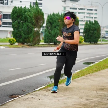 Runner Photo 8473041