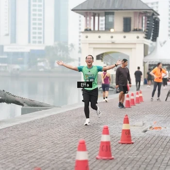 Runner Photo 8473046