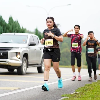 Runner Photo 8473047