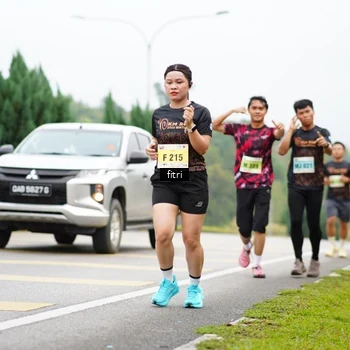 Runner Photo 8473057