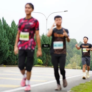 Runner Photo 8473060