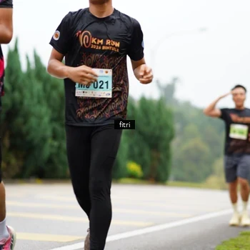 Runner Photo 8473063