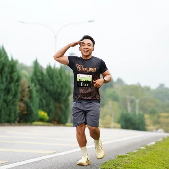 Runner Photo 8473077
