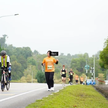 Runner Photo 8473092