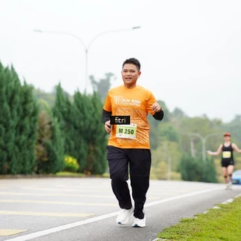 Runner Photo 8473100