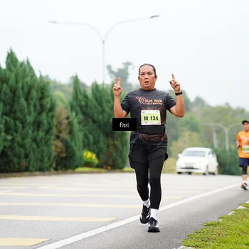 Runner Photo 8473211