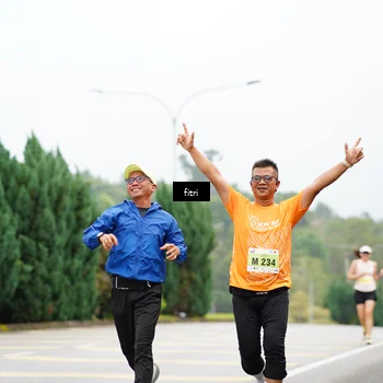 Runner Photo 8473257