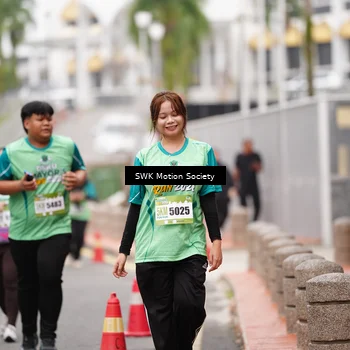 Runner Photo 8473263