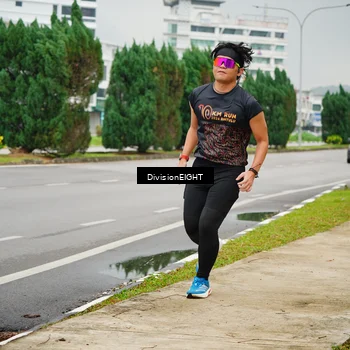 Runner Photo 8473361