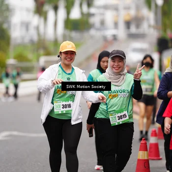 Runner Photo 8473362