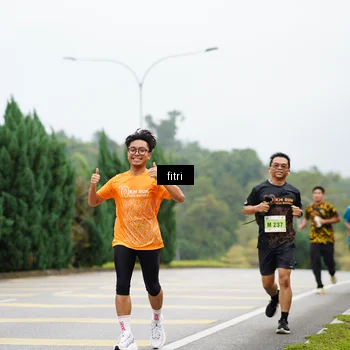 Runner Photo 8473367