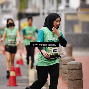 Runner Photo 8473376