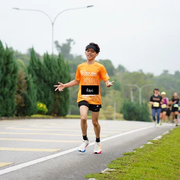 Runner Photo 8473445