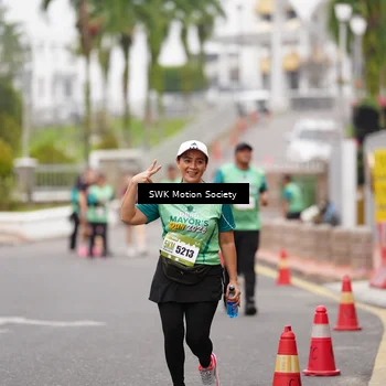 Runner Photo 8473461