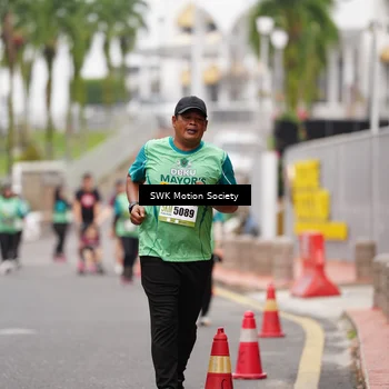 Runner Photo 8473481