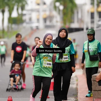 Runner Photo 8473611