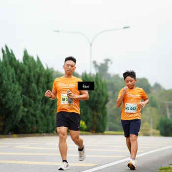 Runner Photo 8473681