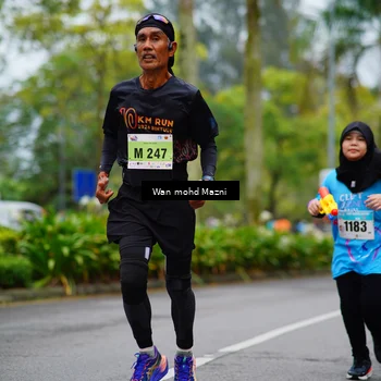 Runner Photo 8473708