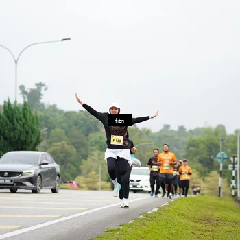 Runner Photo 8473729
