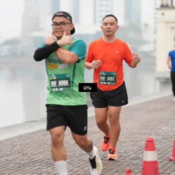 Runner Photo 8473738
