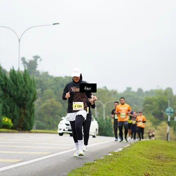 Runner Photo 8473754