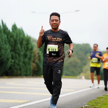 Runner Photo 8473784
