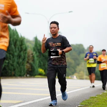 Runner Photo 8473787
