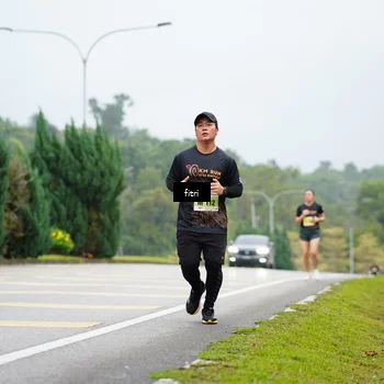Runner Photo 8473955