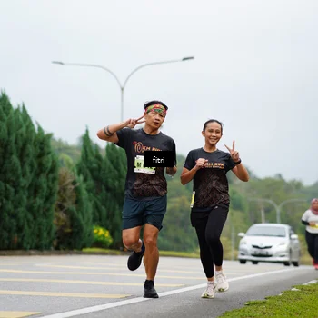 Runner Photo 8474013