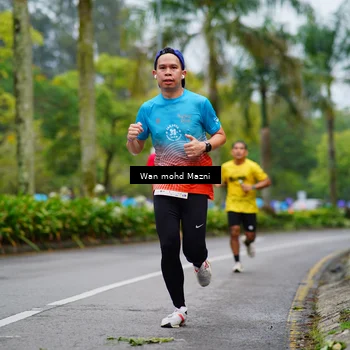 Runner Photo 8474023