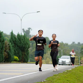 Runner Photo 8474024