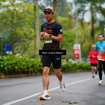 Runner Photo 8474026