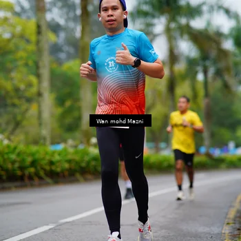 Runner Photo 8474047