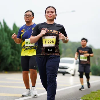 Runner Photo 8474072