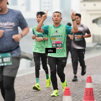 Runner Photo 8474124