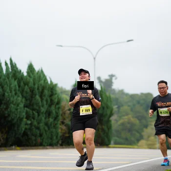 Runner Photo 8474128