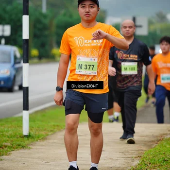 Runner Photo 8474137