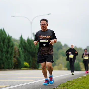 Runner Photo 8474159