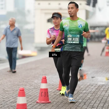 Runner Photo 8474165