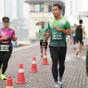 Runner Photo 8474168