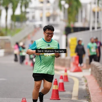 Runner Photo 8474178