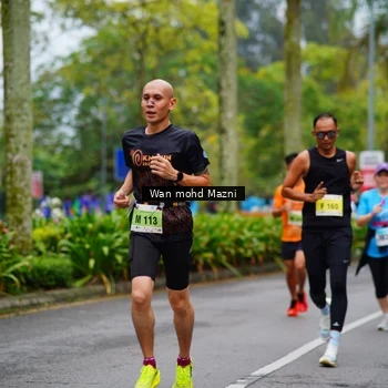 Runner Photo 8474179