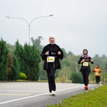 Runner Photo 8474181