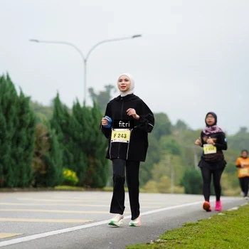 Runner Photo 8474194