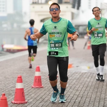 Runner Photo 8474204
