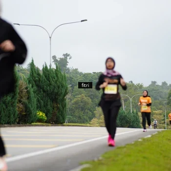 Runner Photo 8474208