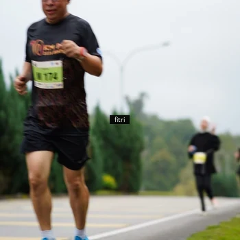 Runner Photo 8474216