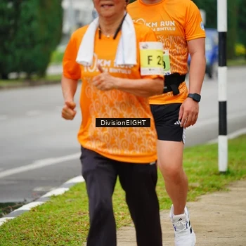Runner Photo 8474220