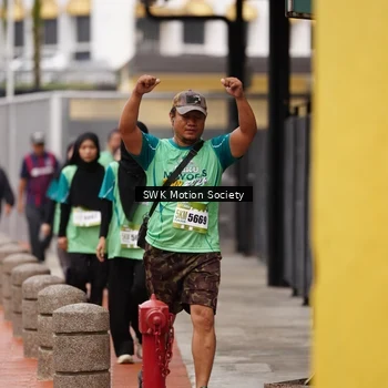 Runner Photo 8474223